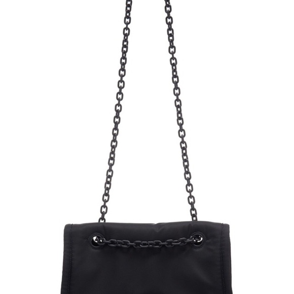 Excellent condition PRADA Black Nylon Crossbody Chain Bag used for 1 hour - Picture 2 of 8
